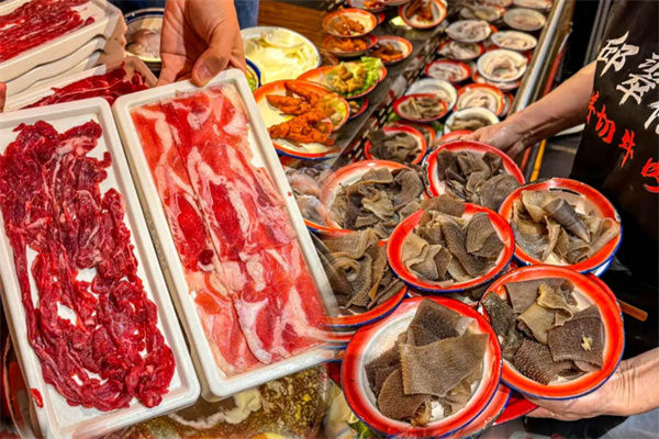邱翠花鲜切牛肉自助火锅加盟